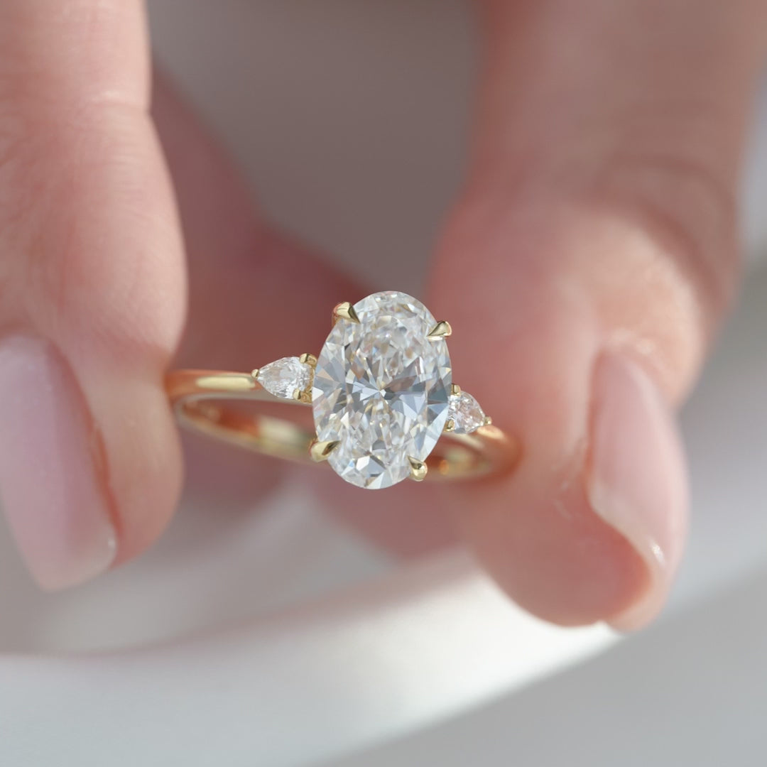 The Pears Leona Oval Lab Diamond Moissanite Engagement Ring