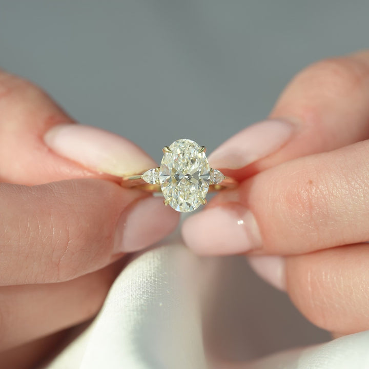 The Pears Leona Oval Lab Diamond Moissanite Engagement Ring *Shown with 3 ct #material_gold