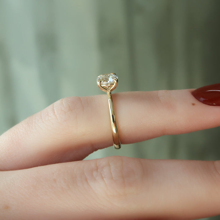 The Abby Set With Round Solitaire Moissanite#material_14k-gold