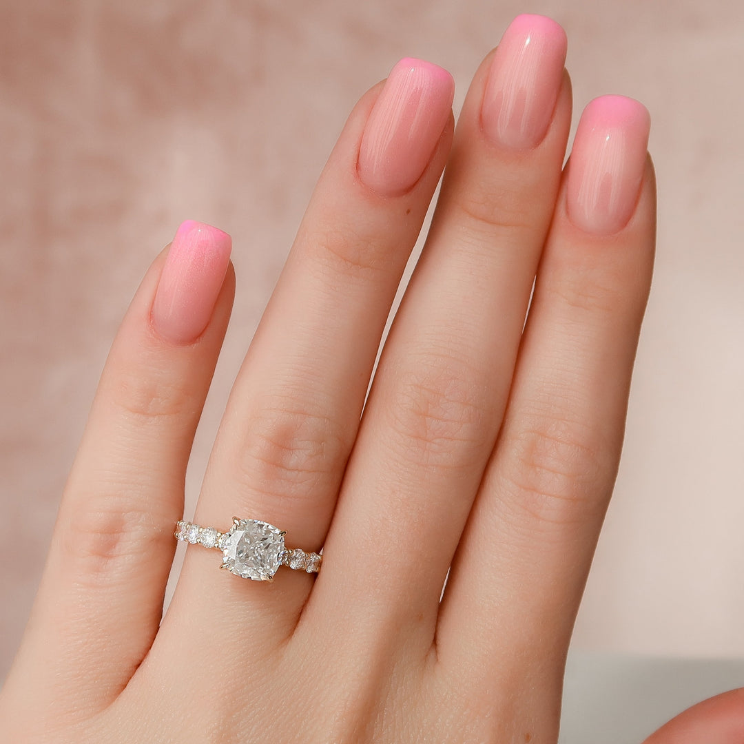 The Amora Set With Cushion Side Stone Lab Diamond 2 Carat 14K Gold#material_gold