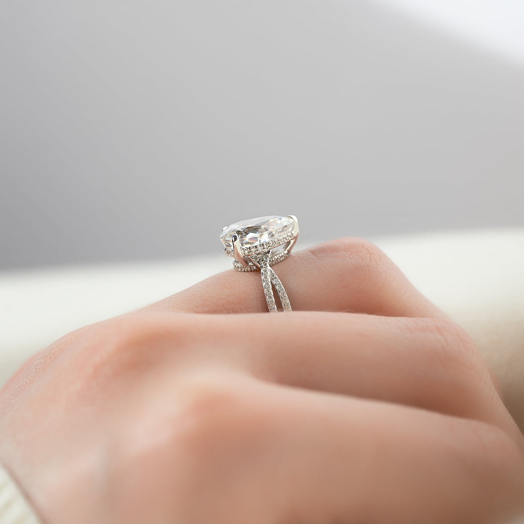 The Anastasia Pear Lab Diamond Moissanite Engagement Ring