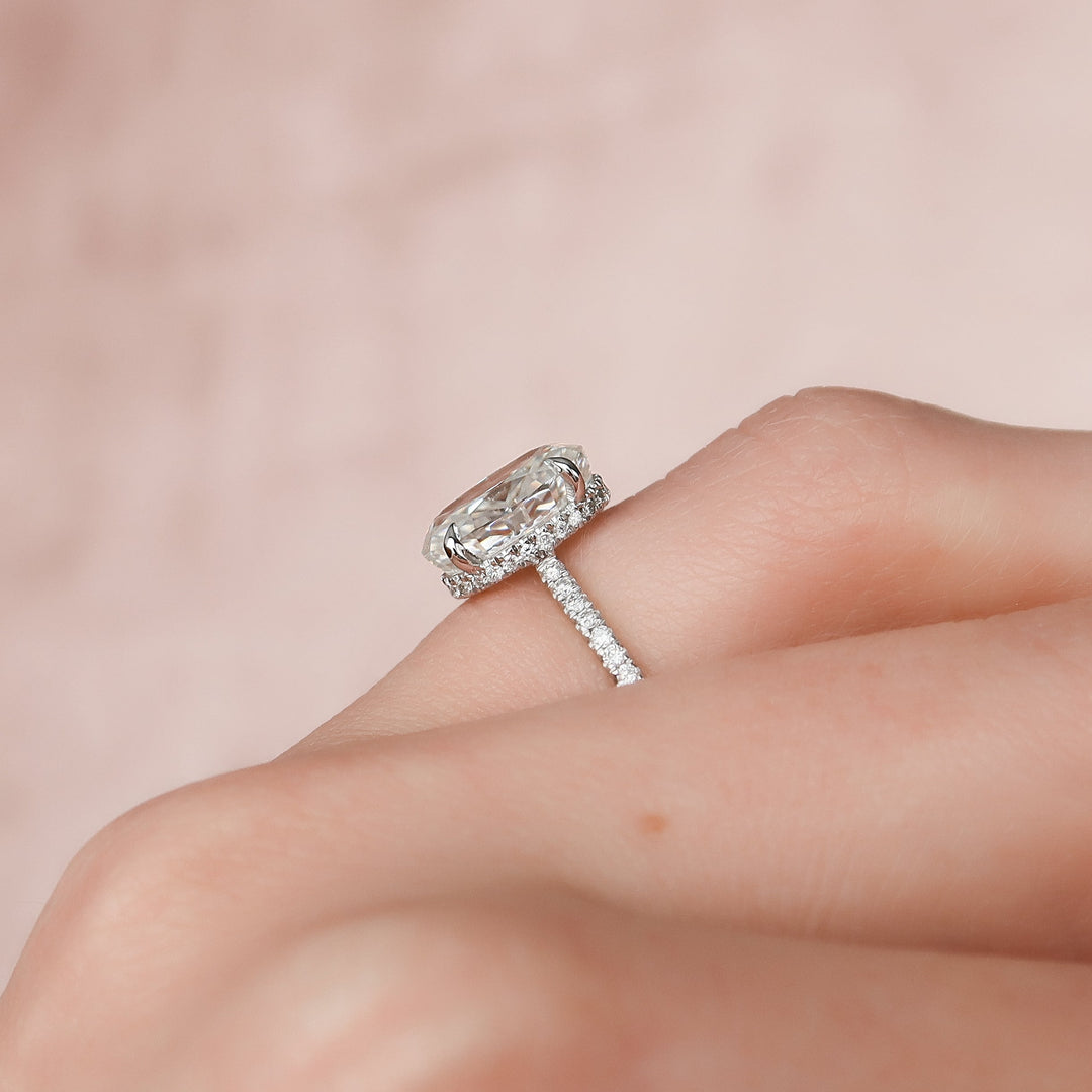 The Ayden Oval Lab Diamond Moissanite Engagement Ring