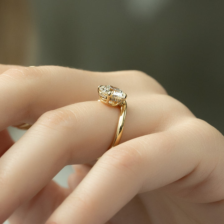 The Brooklyn Round Lab Diamond Moissanite Engagement Ring *Shown with 2 ct #material_gold
