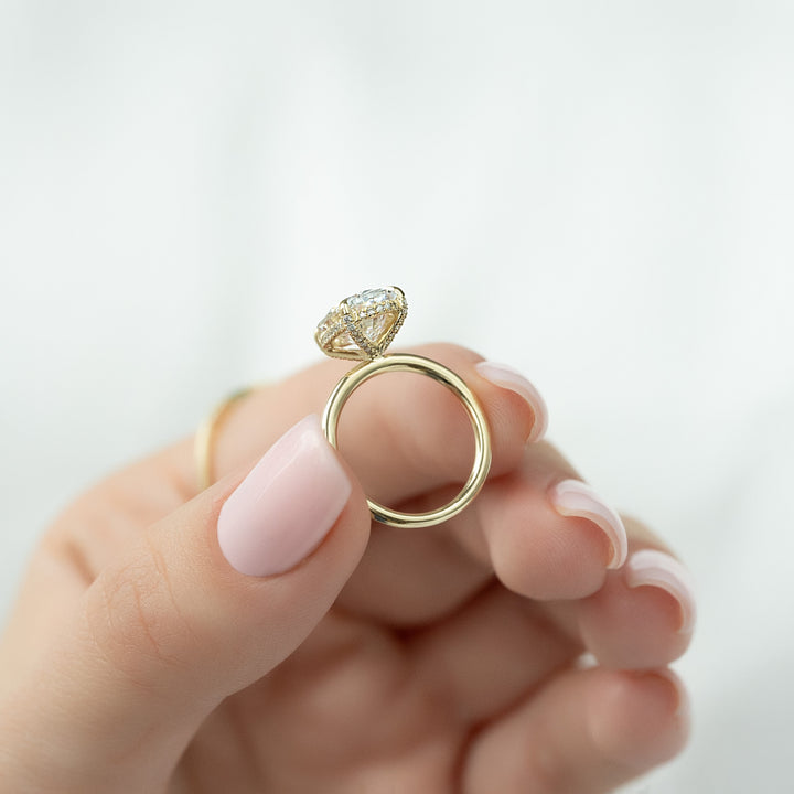The Crown Liberty Oval Lab Diamond Moissanite Engagement Ring *Shown with 3.5 ct #material_gold