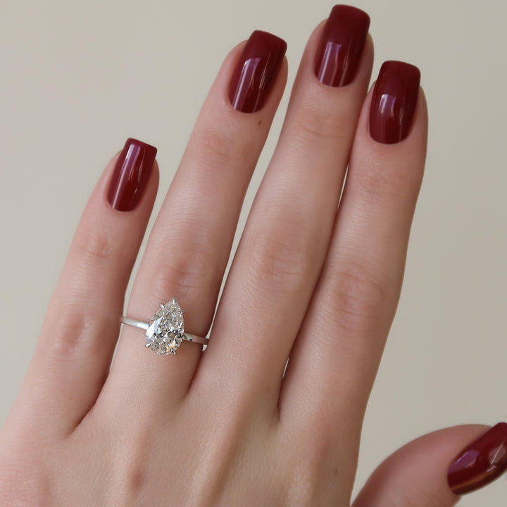 The Estella Set With Pear Solitaire Lab Diamond 2 Carat 14K White#material_white