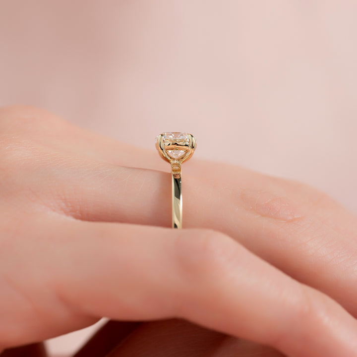 The Estella Round Lab Diamond Moissanite Engagement Ring *Shown with 1 ct #material_gold