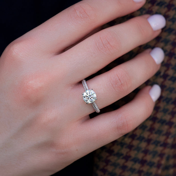 The Kaira Set With Round Pave Moissanite#material_14k-white