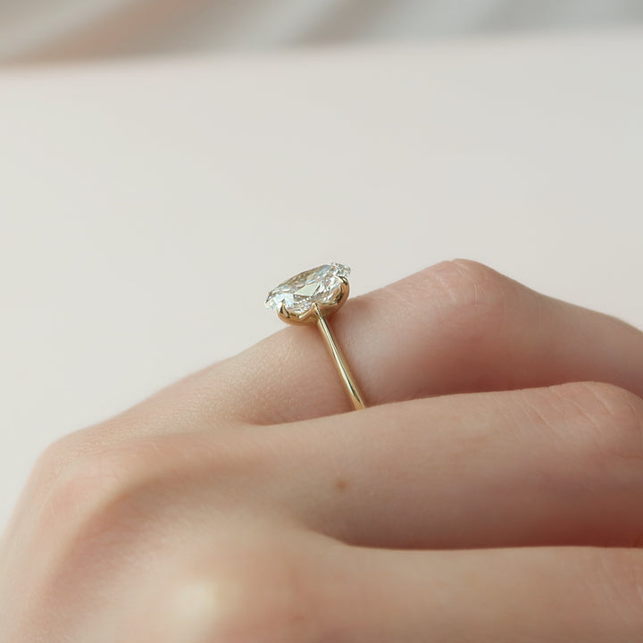 The Kendall Oval Lab Diamond Moissanite Engagement Ring *Shown with 2 ct #material_gold