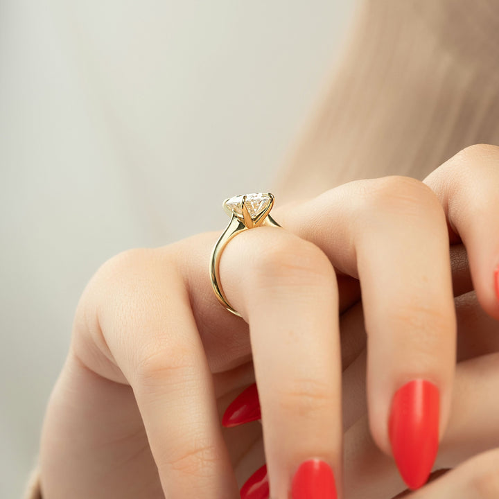 The Kendall Oval Lab Diamond Moissanite Engagement Ring *Shown with 3.5 ct #material_gold