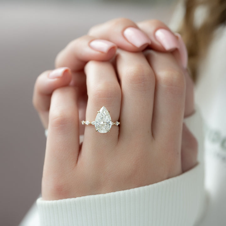 The Linda Pear Lab Diamond Moissanite Engagement Ring *Shown with 4.5 ct #material_gold