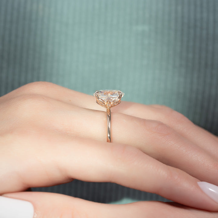 The Logan Oval Lab Diamond Moissanite Engagement Ring *Shown with 2.5 ct #material_rose