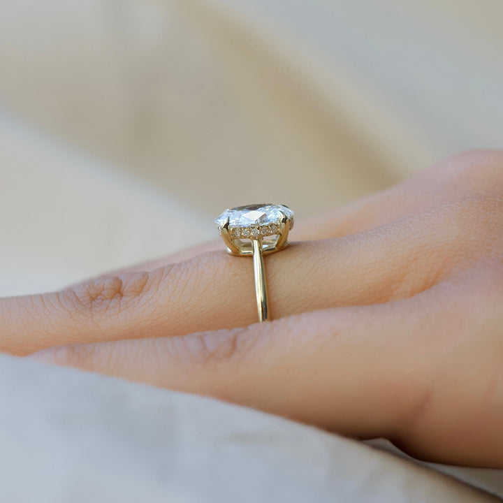 The Mabel Oval Lab Diamond Moissanite Engagement Ring *Shown with 1.5 ct #material_gold