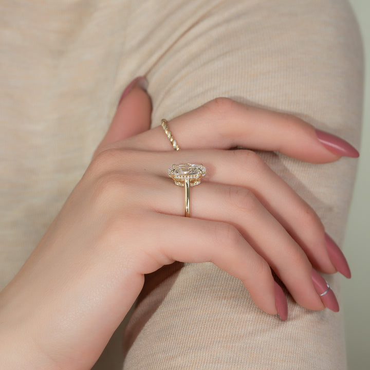 The Mabel Oval Lab Diamond Moissanite Engagement Ring *Shown with 4 ct #material_gold