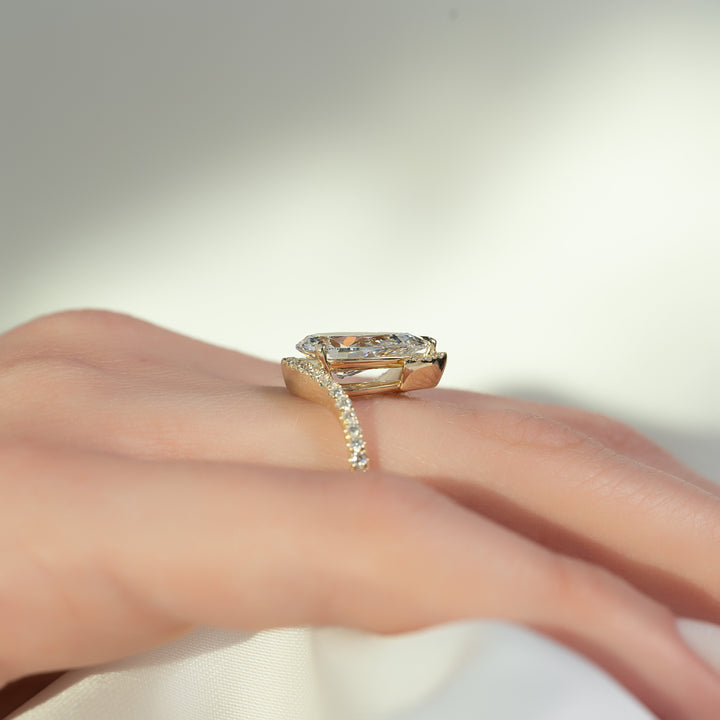The Pave Sylvia Set With A Pear Pave Moissanite 2.5 Carat 18K Gold#material_18k-gold