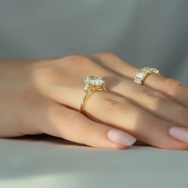 The Pears Leona Oval Lab Diamond Moissanite Engagement Ring *Shown with 3 ct #material_gold