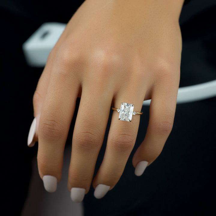 The Pears Leona Set With Radiant Side Stone Lab Diamond 1 Carat 14K Gold#material_gold