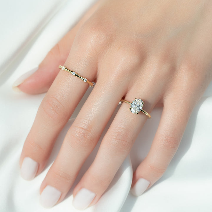 The Sydney Oval Lab Diamond Moissanite Engagement Ring *Shown with 1 ct #material_gold