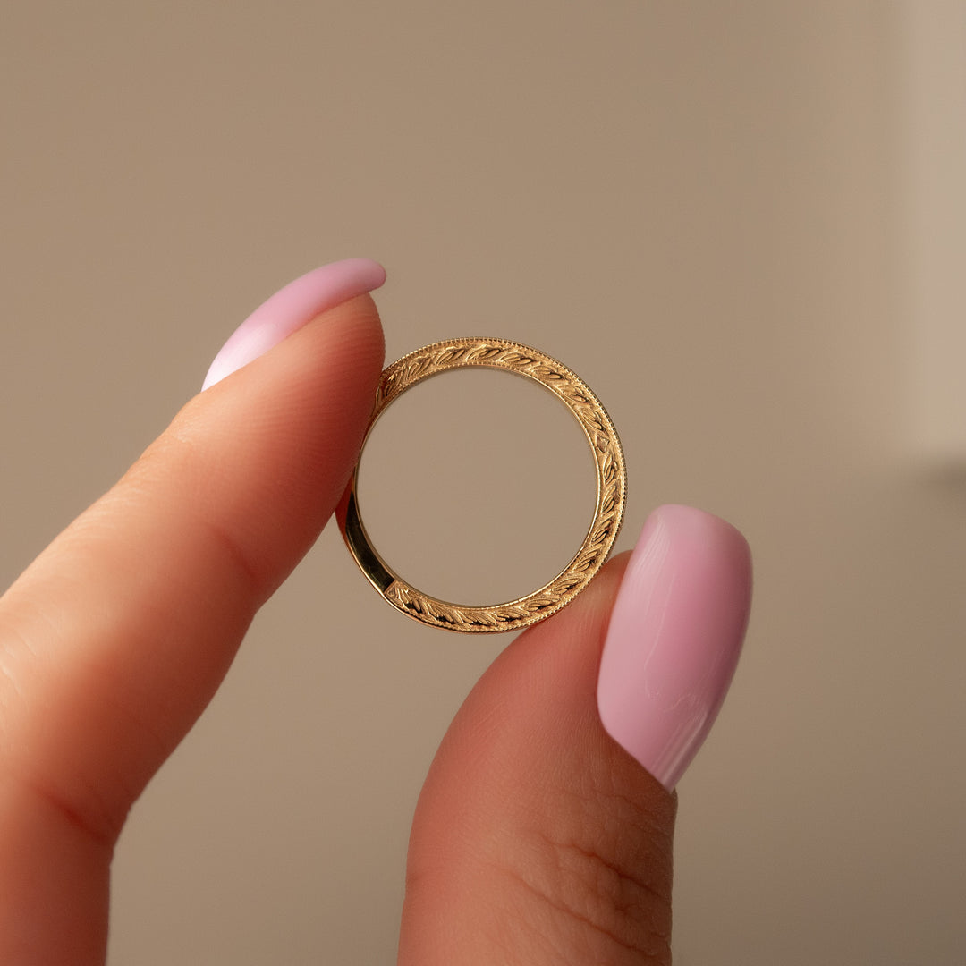 The Skye Wedding band #material_gold