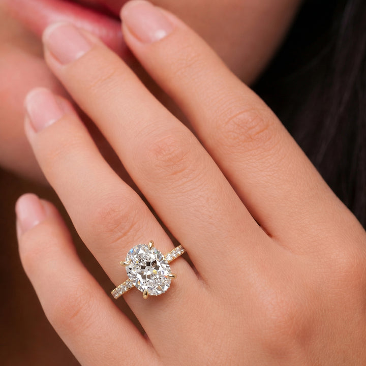 Lynn Moissanite & Diamonds Ring Moissanite Round#material_gold