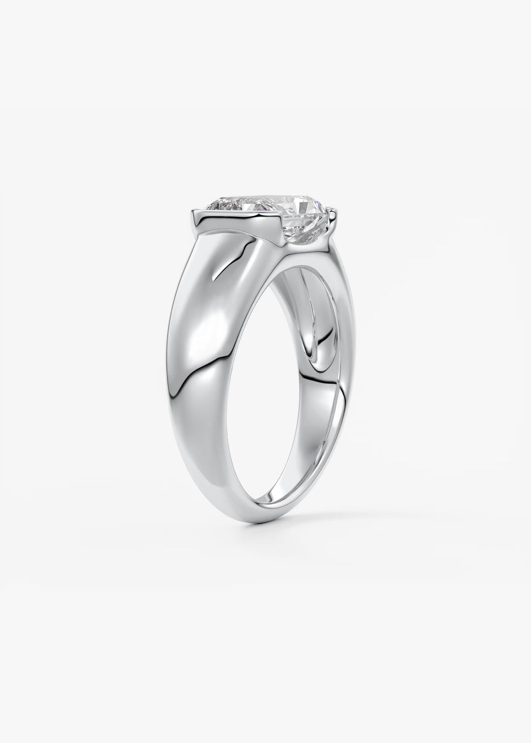The Lune Horizon Set With A Radiant Lab Diamond #material_white