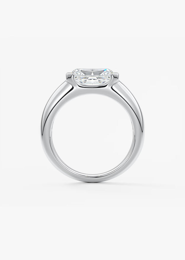 The Lune Horizon Set With A Radiant Lab Diamond #material_white
