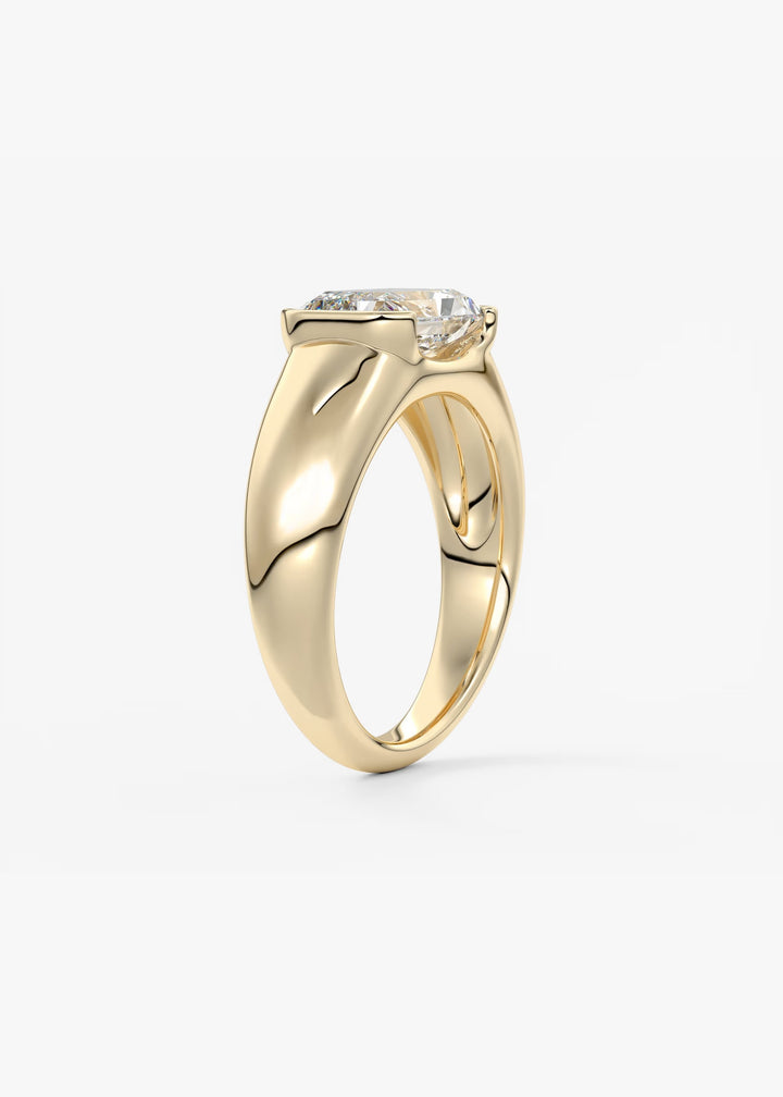 The Lune Horizon Set With A Radiant Lab Diamond #material_gold