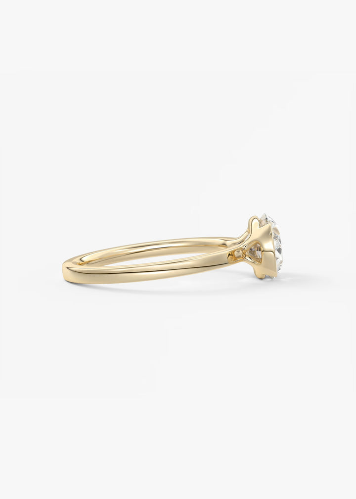 The Vela Set With An Oval Lab Diamond #material_gold