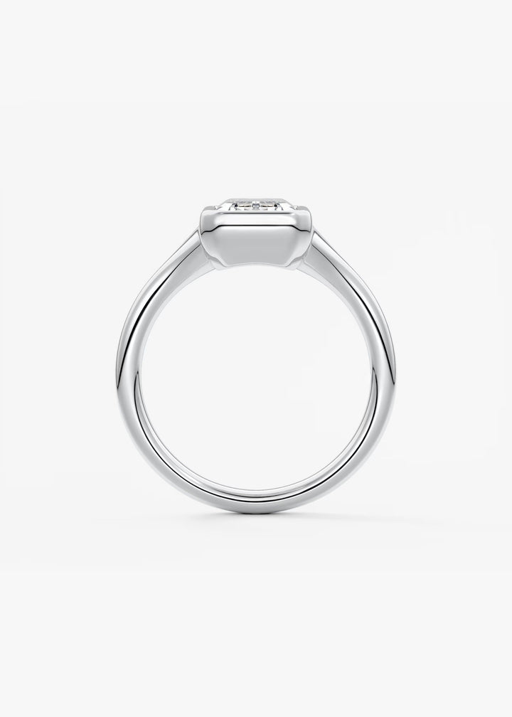 The Aurelia Set With An Emerald Lab Diamond #material_white