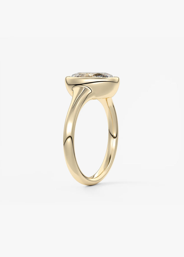 The Aurelia Set With An Oval Lab Diamond #material_gold