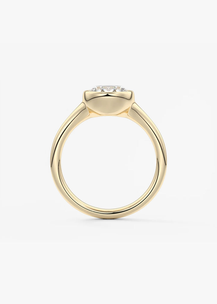 The Aurelia Set With An Oval Lab Diamond #material_gold