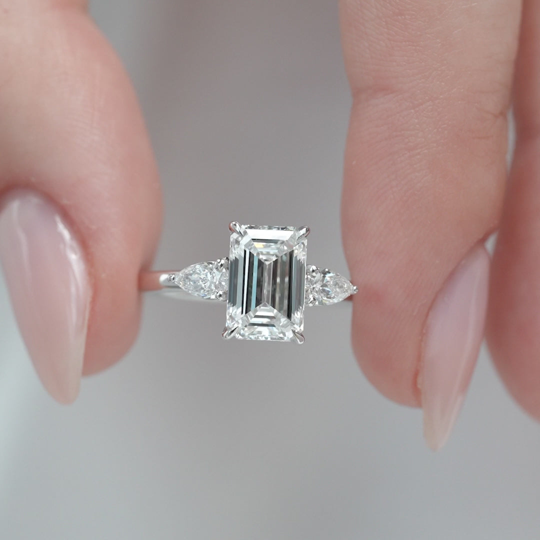 The Lacey Emerald 14k White*2 ct_White Gold#material_14k-white