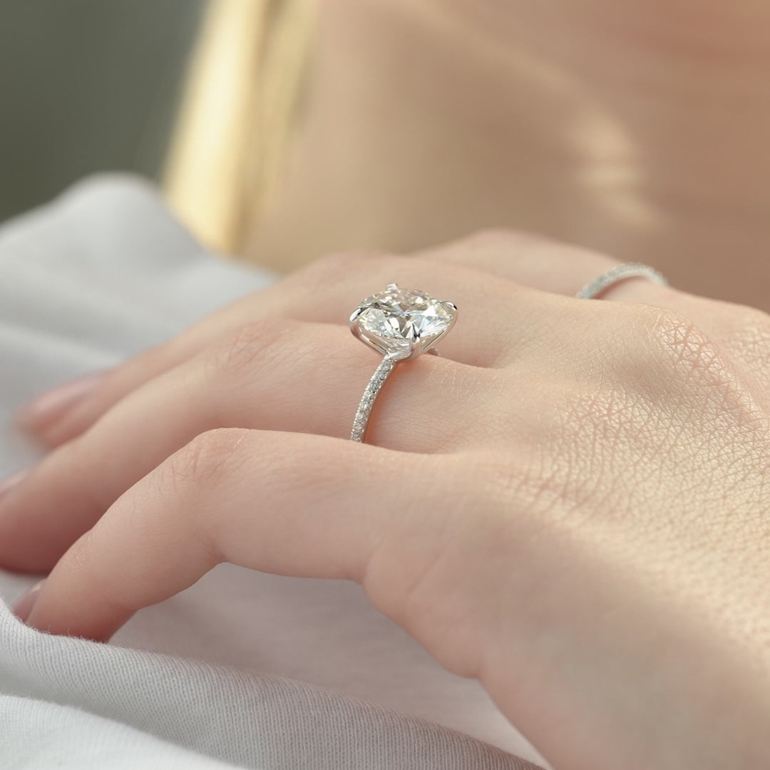 The Pave Cecelia Round 14k White*5 ct_White Gold#material_14k-white