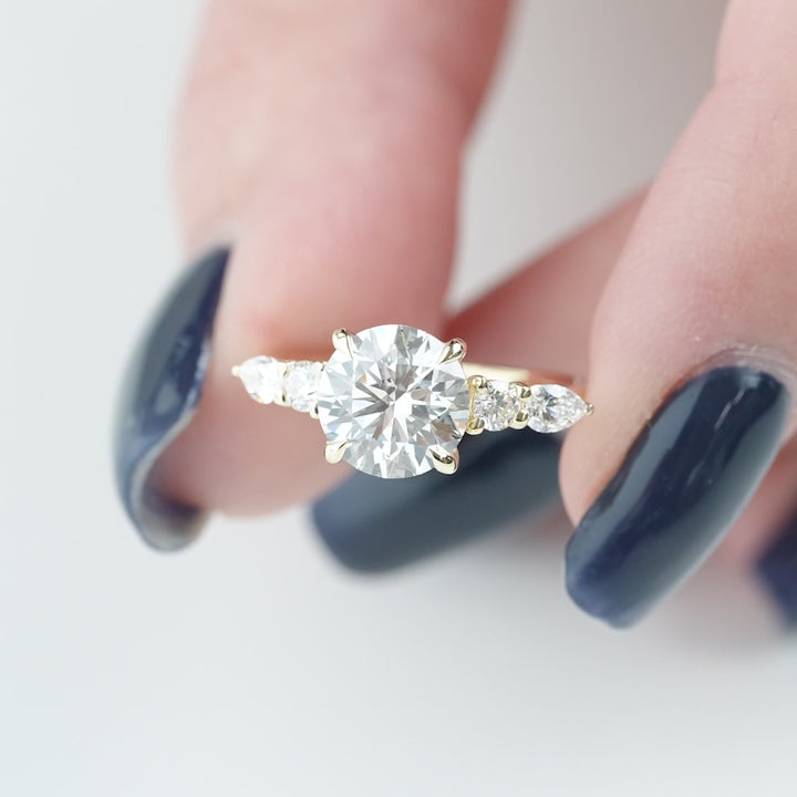 The Dylan Round Lab Diamond Moissanite Engagement Ring *Shown with 2 ct #material_gold