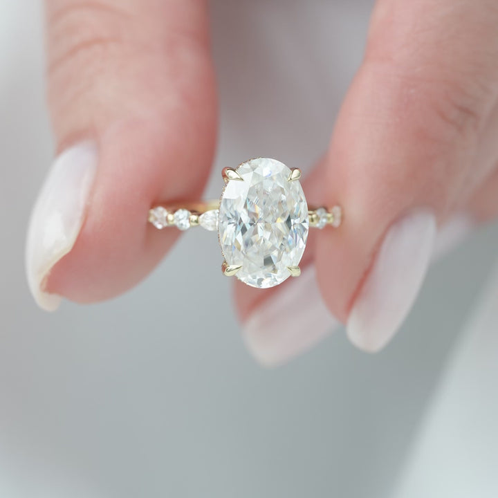 The Lyra Oval Lab Diamond Moissanite Engagement Ring *Shown with 4 ct #material_gold