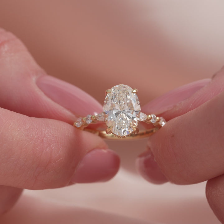 The Lyra Oval Lab Diamond Moissanite Engagement Ring *Shown with 2.5 ct #material_gold
