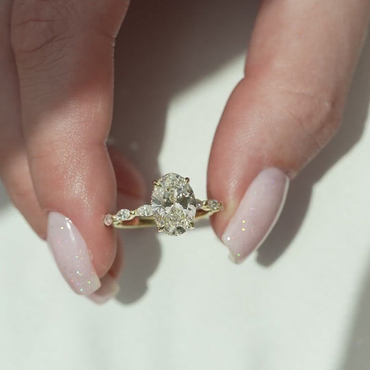 The Linda Oval Lab Diamond Moissanite Engagement Ring *Shown with 2.5 ct #material_gold