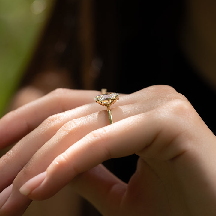 The Abby Oval Lab Diamond Moissanite Engagement Ring *Shown with 2.5 ct #material_gold