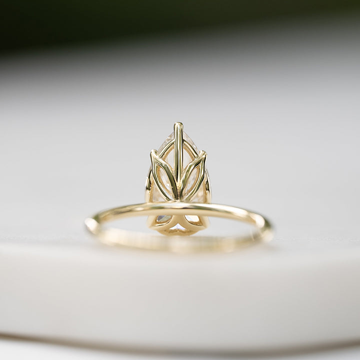 The Abby Set With Pear Solitaire Moissanite#material_14k-gold