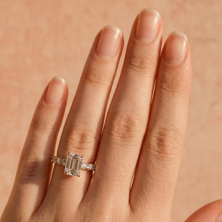 The Amora Emerald Rose Gold #material_rose