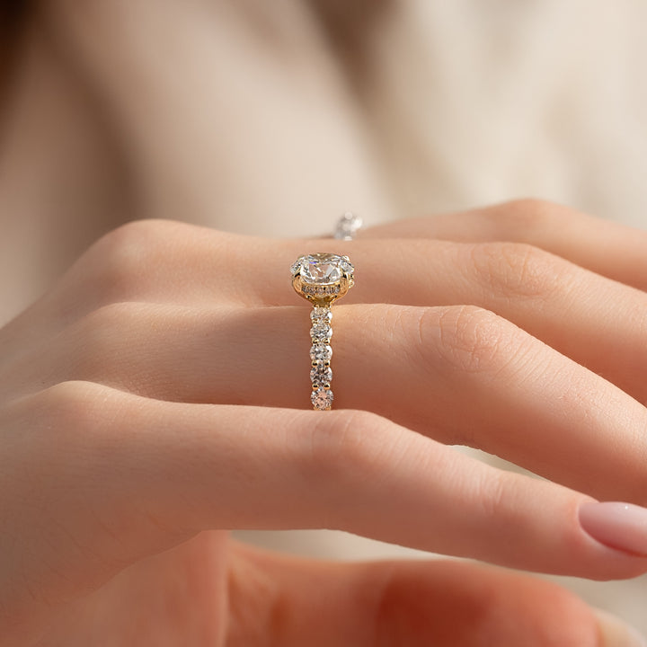 The Amora Round Lab Diamond Moissanite Engagement Ring *Shown with 2 ct #material_gold