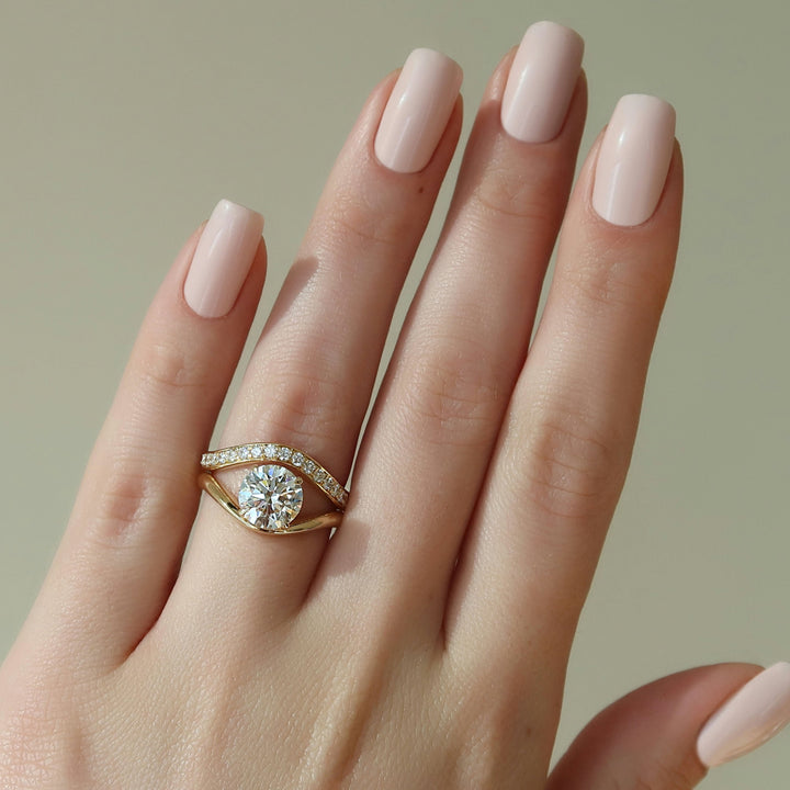 The Brooklyn Set With Round Solitaire Moissanite#material_14k-gold