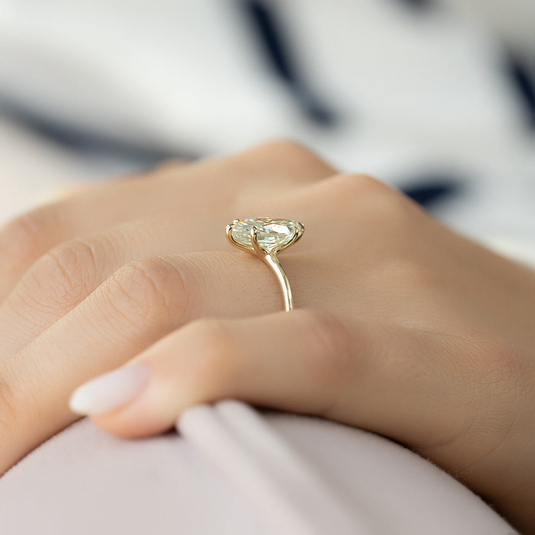 The Cecelia Set With Marquise Solitaire Moissanite#material_14k-gold