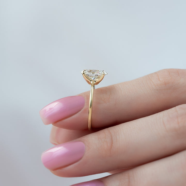 The Cecelia Oval Lab Diamond Moissanite Engagement Ring *Shown with 2.5 ct #material_gold