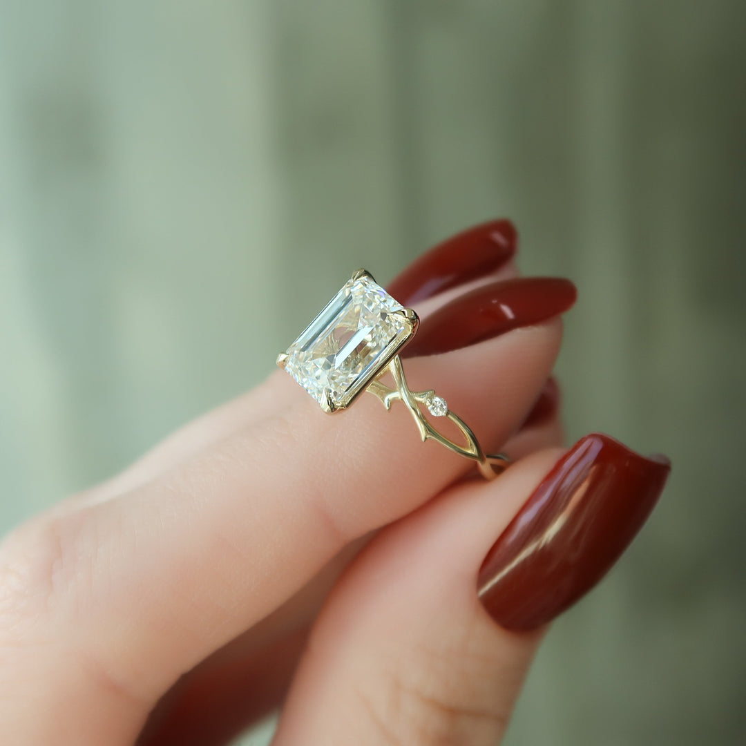 The Coco Set With Emerald Side Stone Moissanite#material_14k-gold