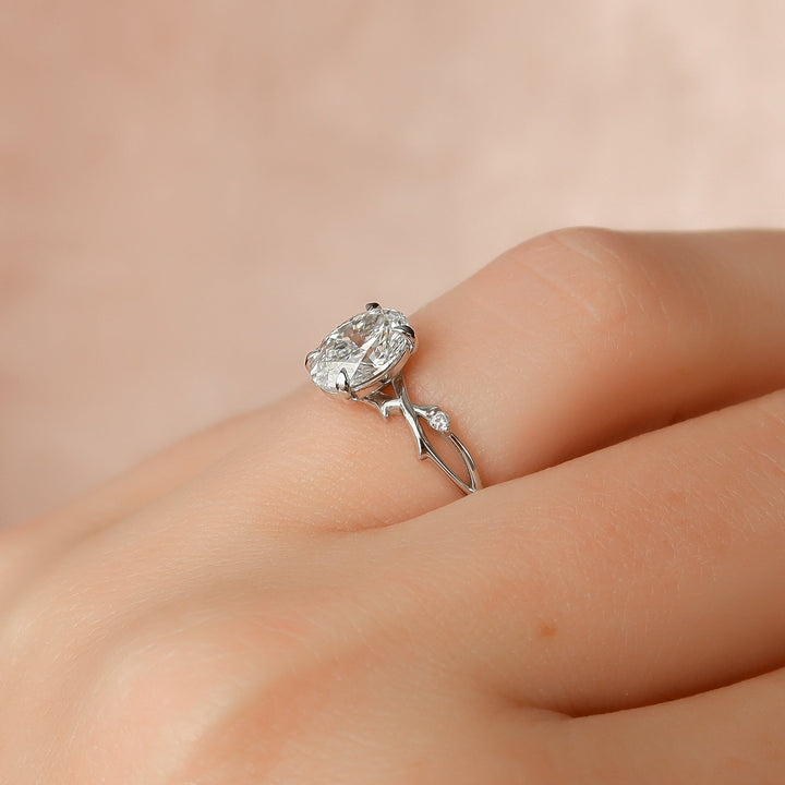 The Coco Set With Oval Side Stone Moissanite#material_14k-white