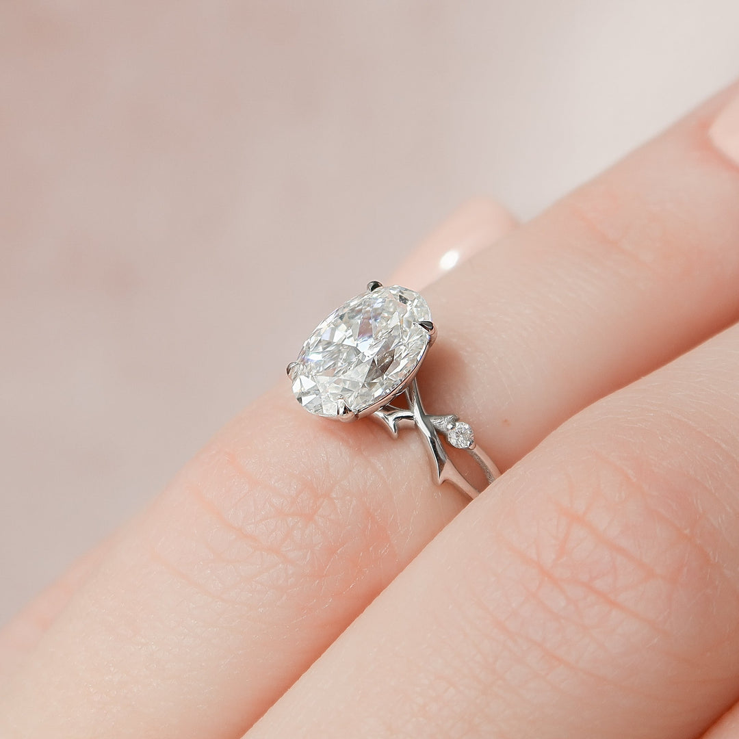 The Coco Set With Oval Side Stone Moissanite#material_18k-white