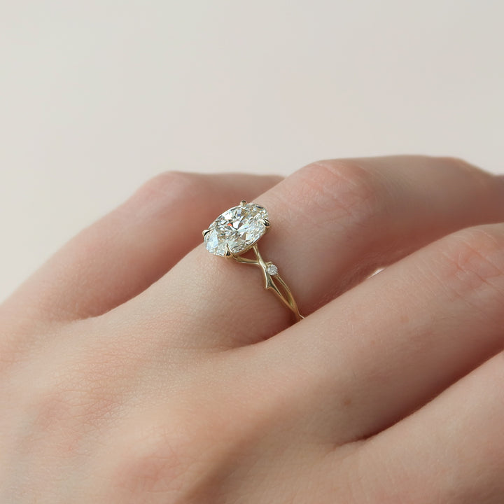 The Coco Oval Lab Diamond Moissanite Engagement Ring *Shown with 2 ct #material_gold