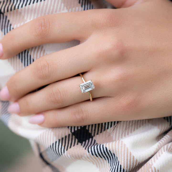 The Crown Liberty Set With Emerald Solitaire Moissanite#material_14k-gold