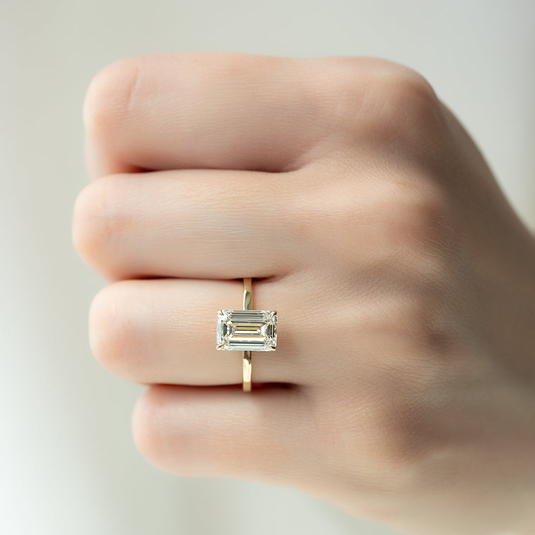 The Estella Set With Emerald Solitaire Moissanite#material_14k-gold