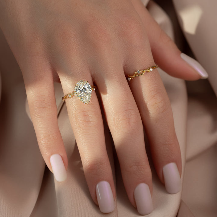 The Halo Coco Pear Lab Diamond Moissanite Engagement Ring *Shown with 2.5 ct #material_gold
